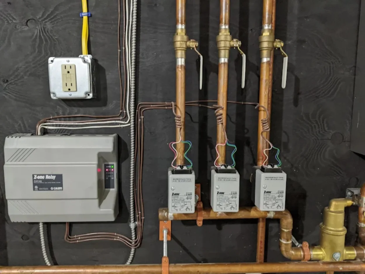 Zone controls and neatly arranged copper heating lines